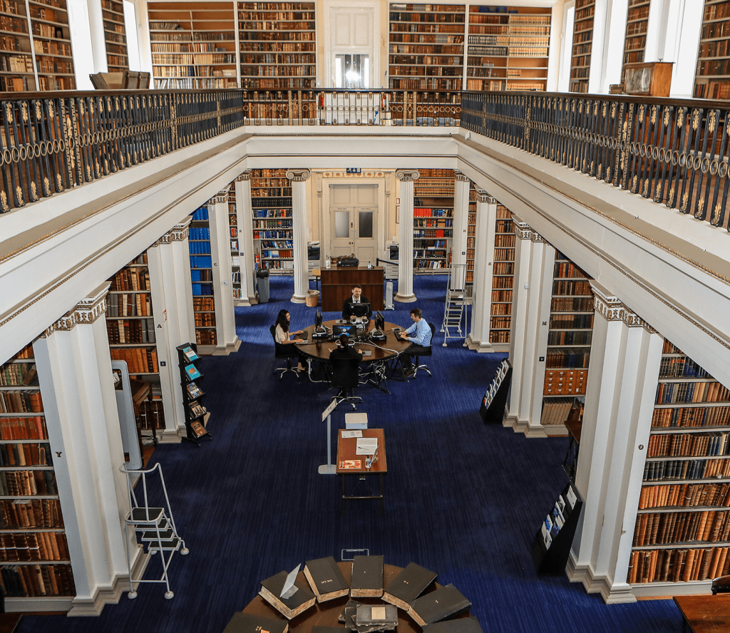 A library that makes you want to stay and read