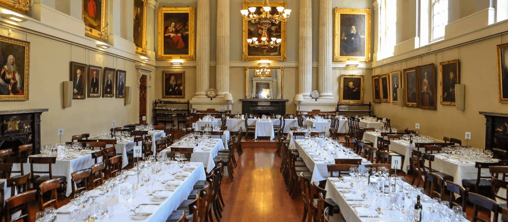The Tradition of Dining 
at King’s Inns.